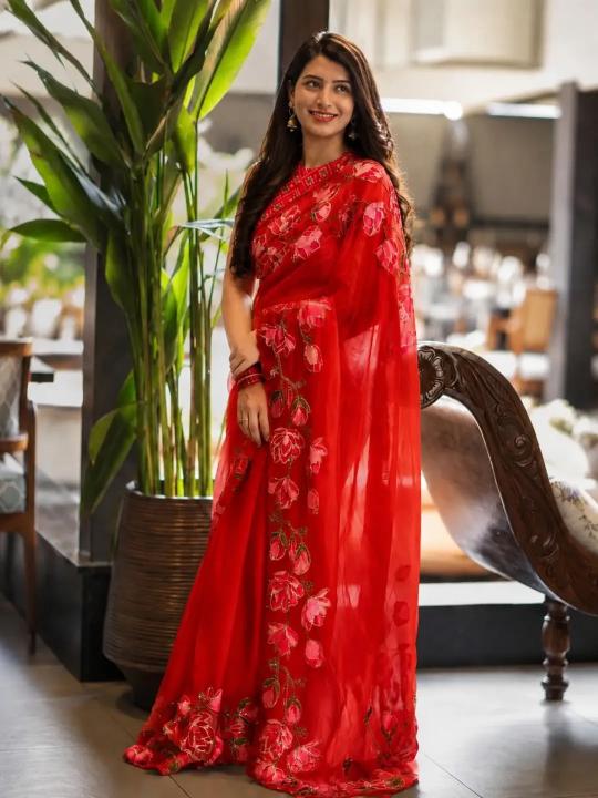 Svara digital floral print saree shops in surat